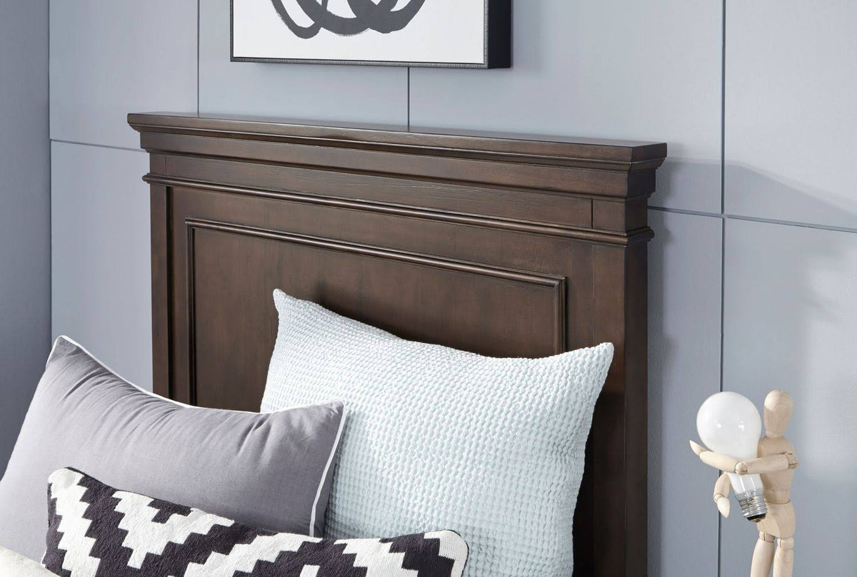 Full Panel Bed Warm Cherry E76568
