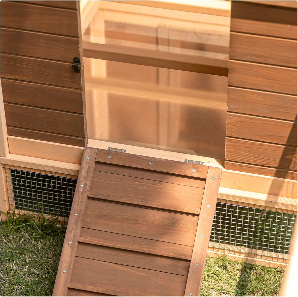 81”L Movable Chicken Coop with Wheels Wooden Poultry Cage L465