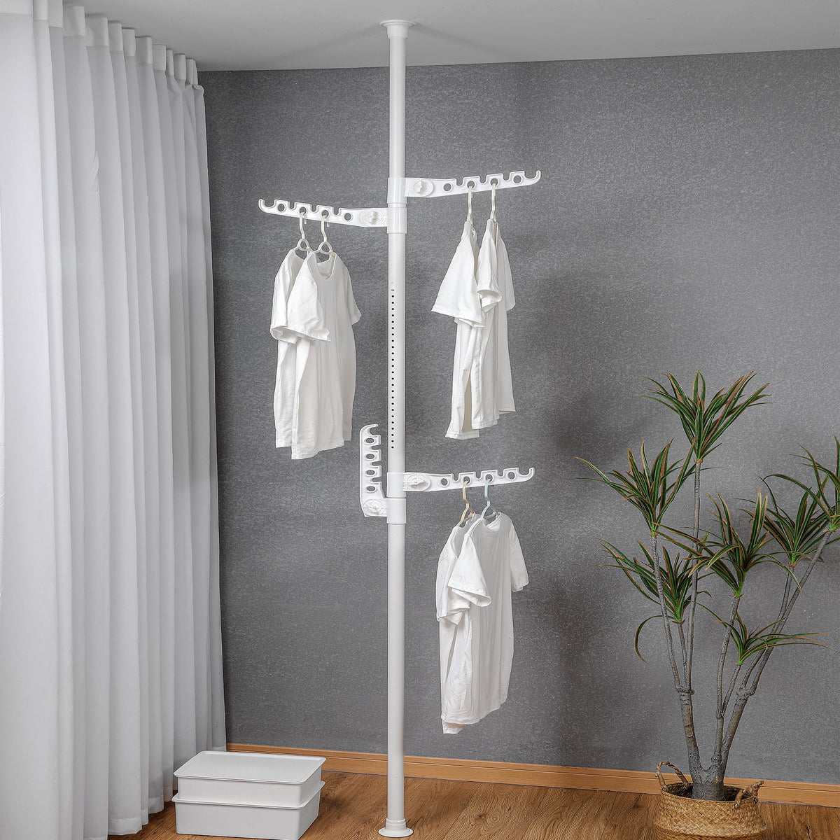 Black Adjustable Floor to Ceiling Tension Clothes Drying Rack C948
