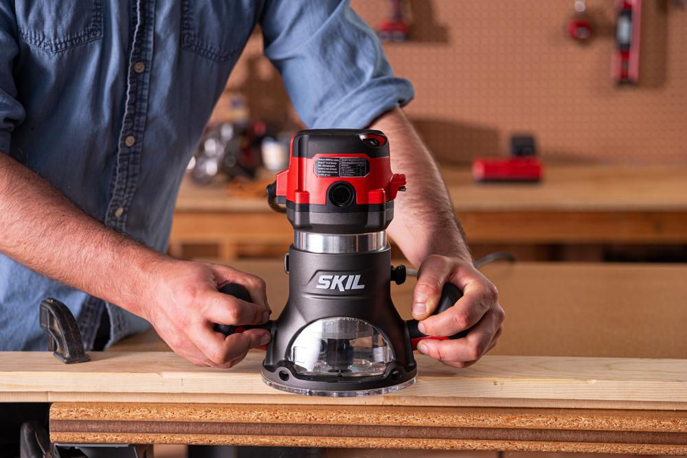 10 Amp Fixed Base Corded Router T17258