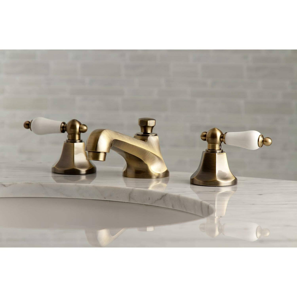 Antique Brass Widespread Bathroom Faucet J861150