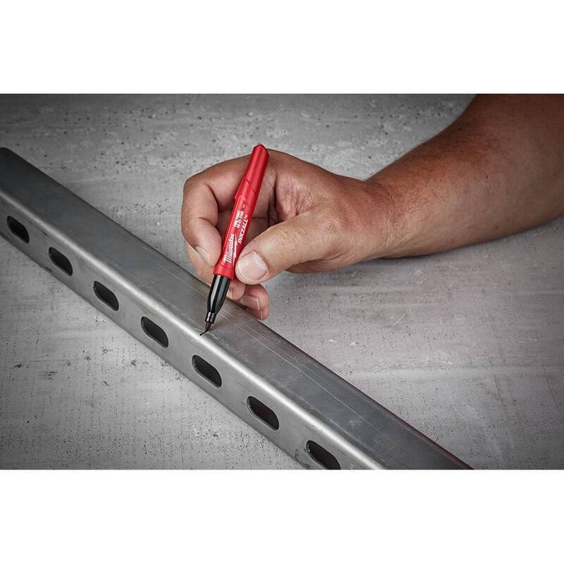 Black Fine Point Permanent Marker 2-Pack Y87479
