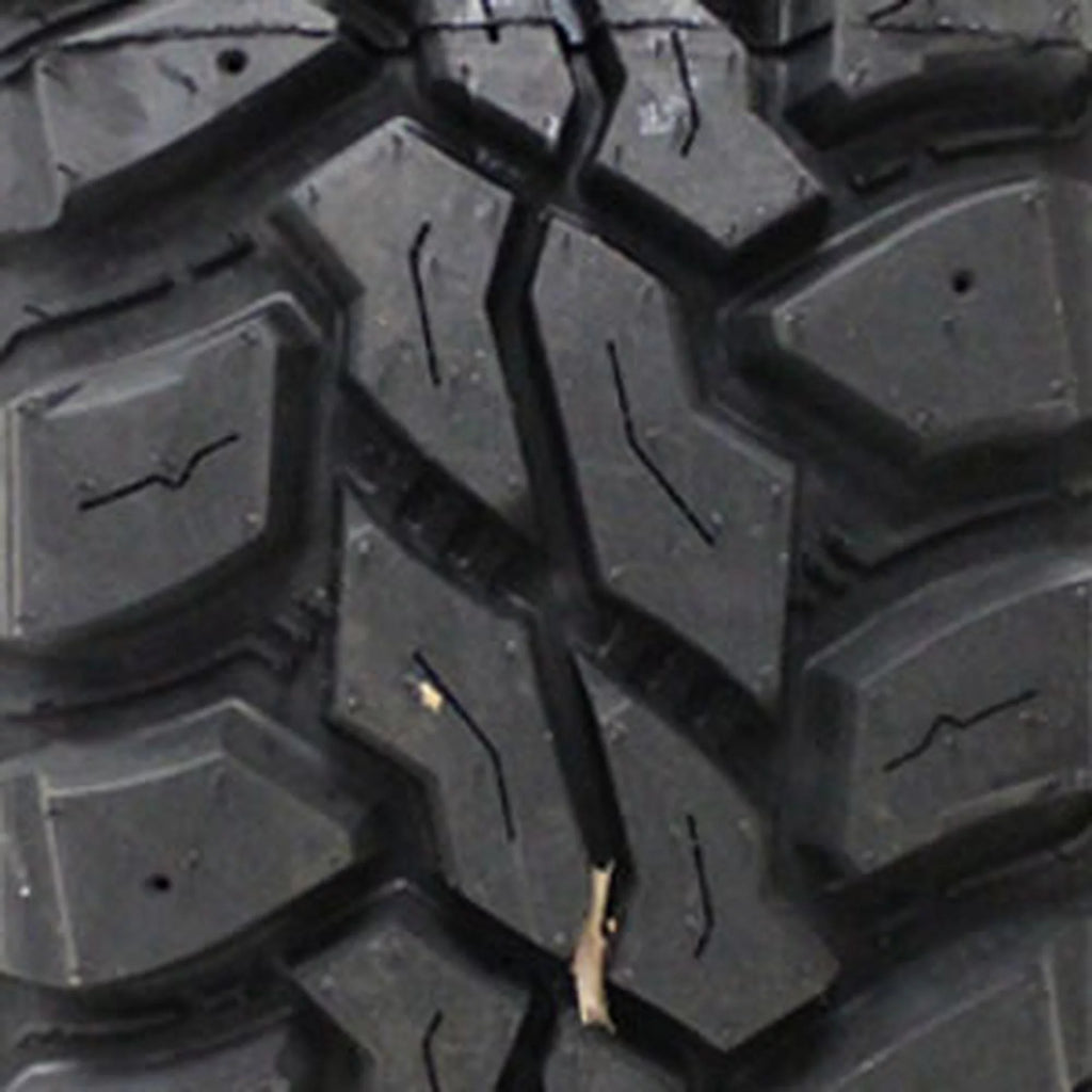 Mud Terrain Light Truck Tire J14191
