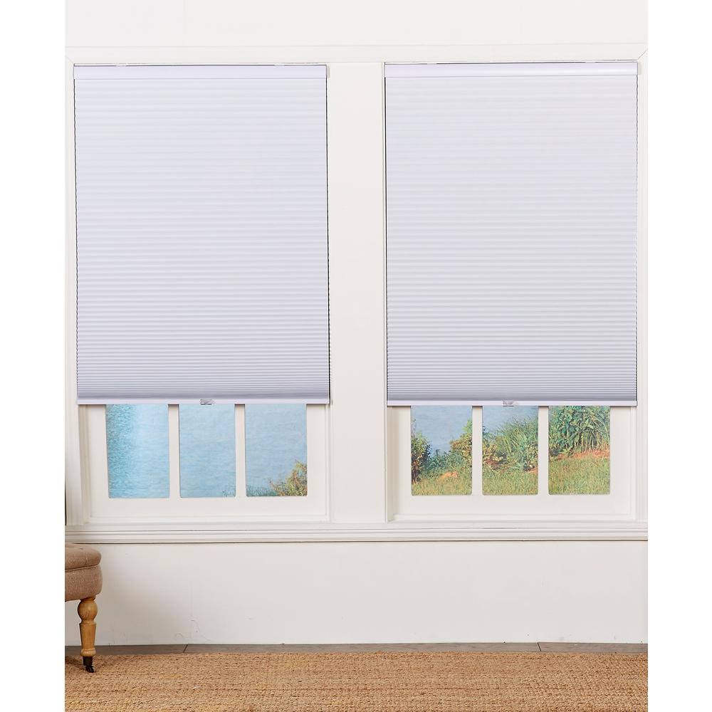 White Blackout Cellular Shade O39011