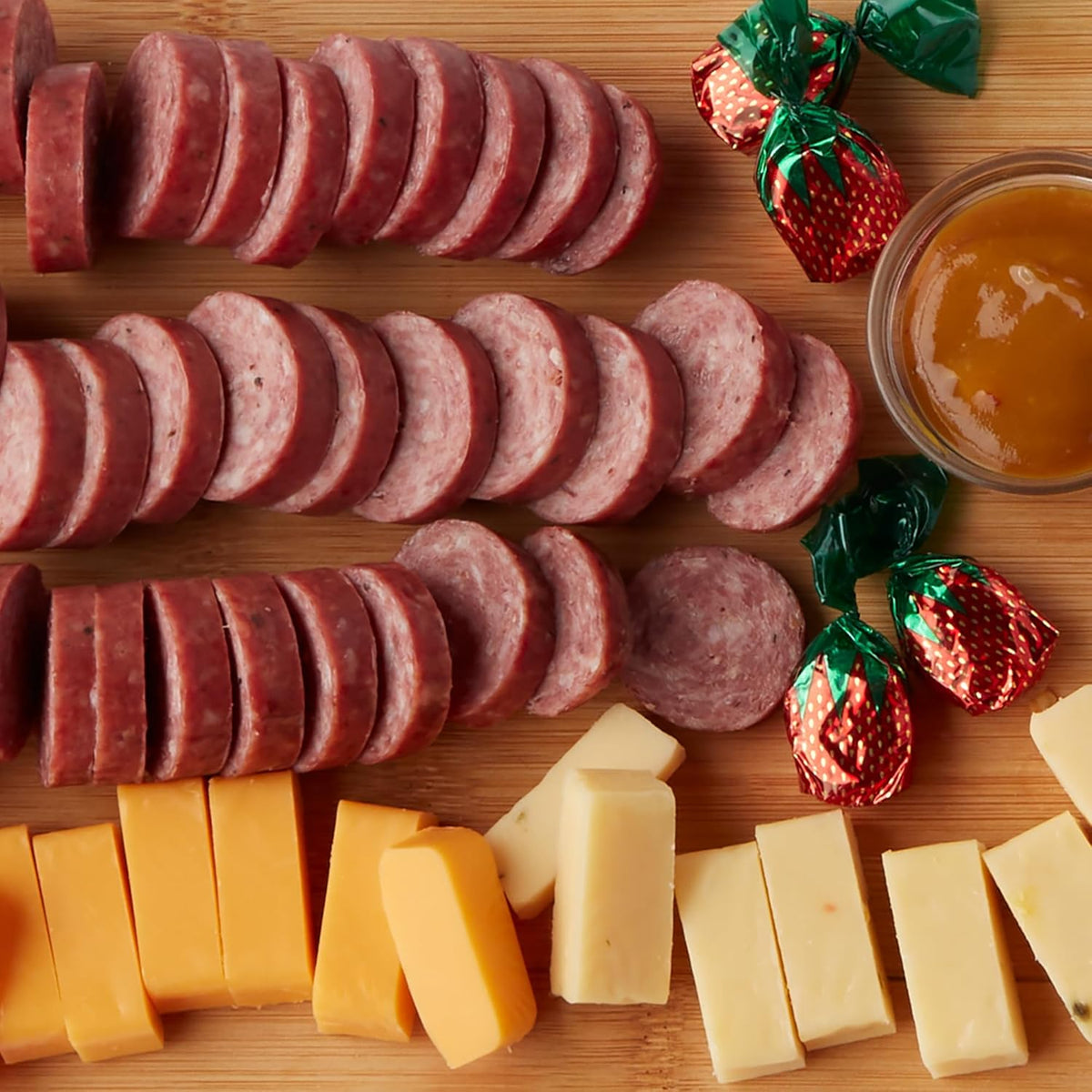 Medium Charcuterie Gift Box I343