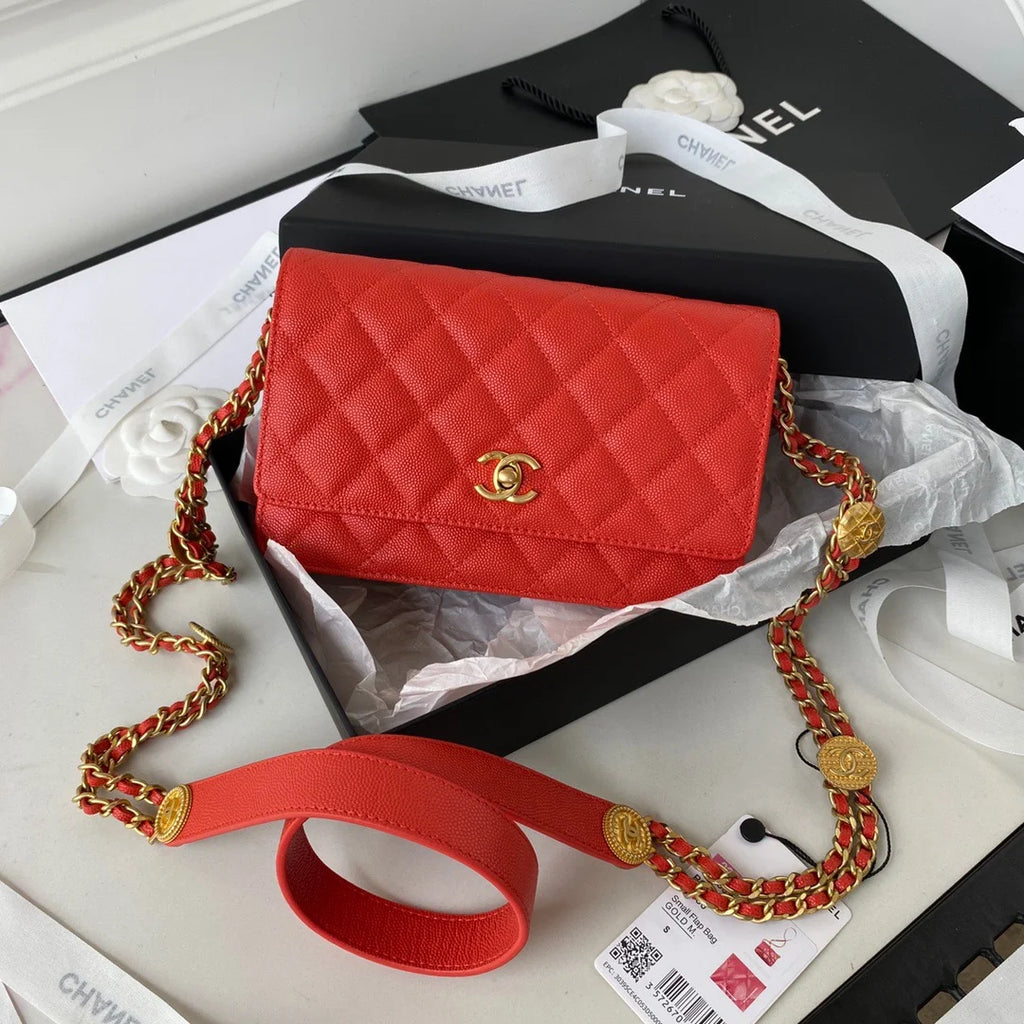 Small Flap Bag Gold Hardware Red Handbag L846