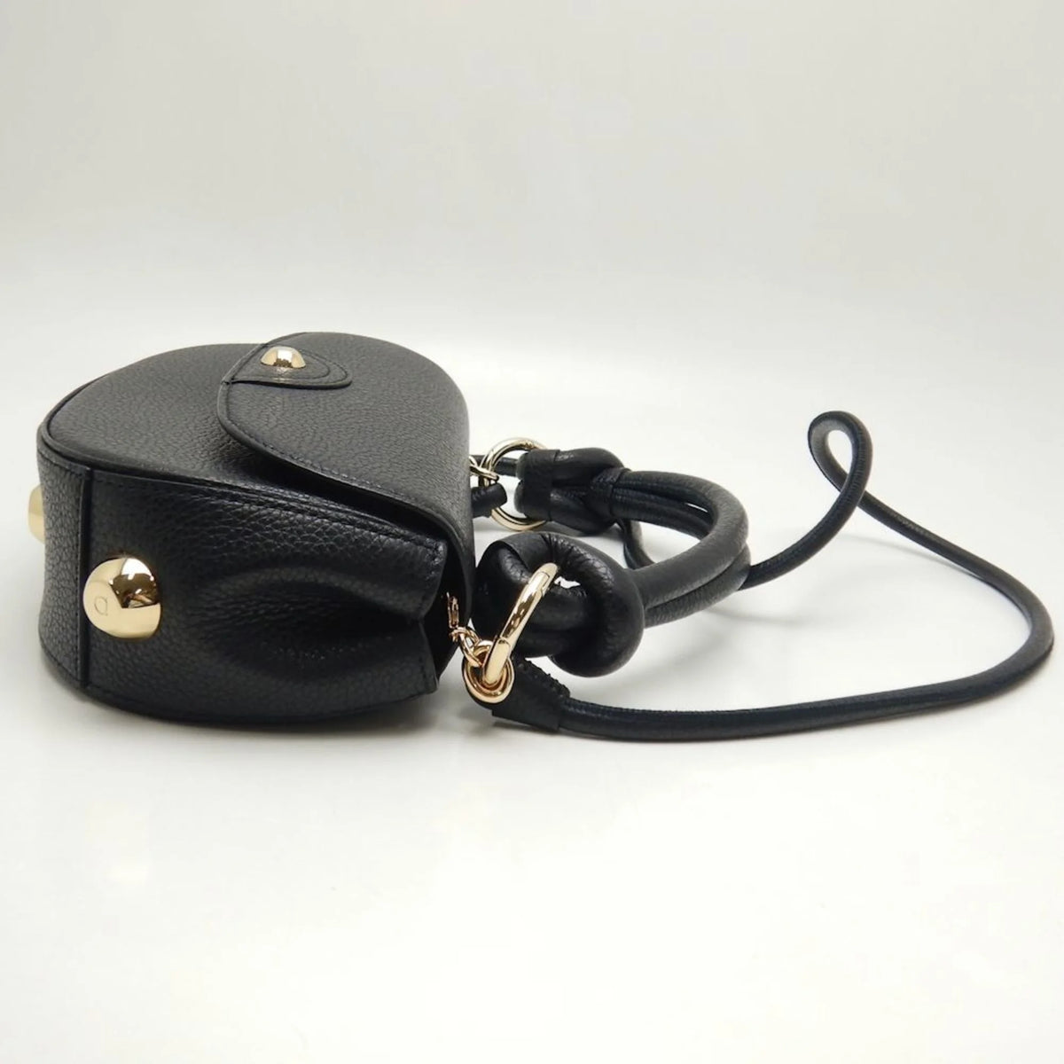 Pre-Owned Calf Handbag L6848