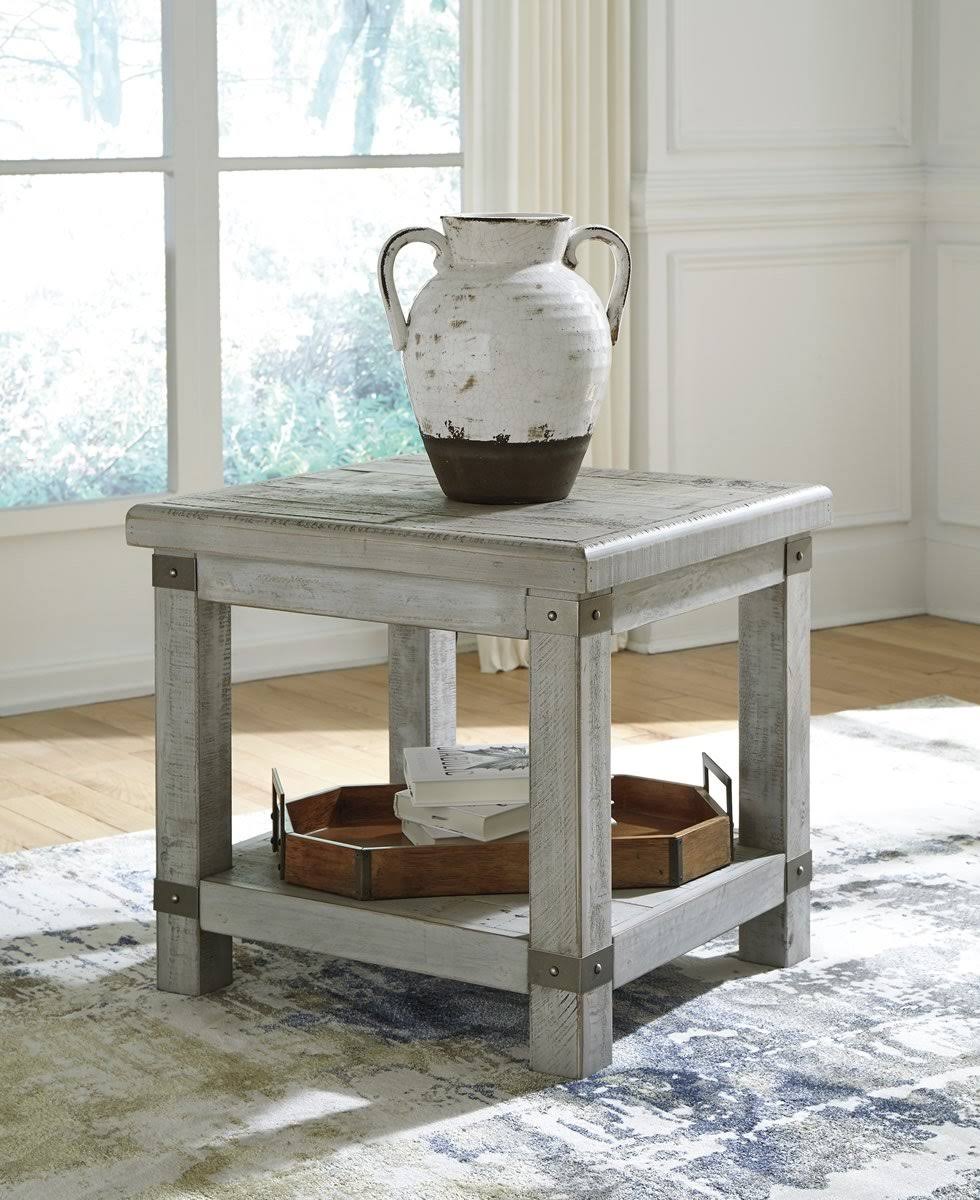 White Wash Gray Rectangular End Table Q44765