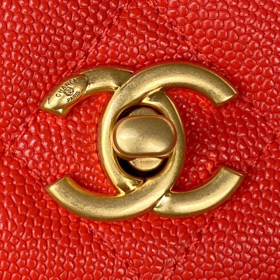 Small Flap Bag Gold Hardware Red Handbag L846
