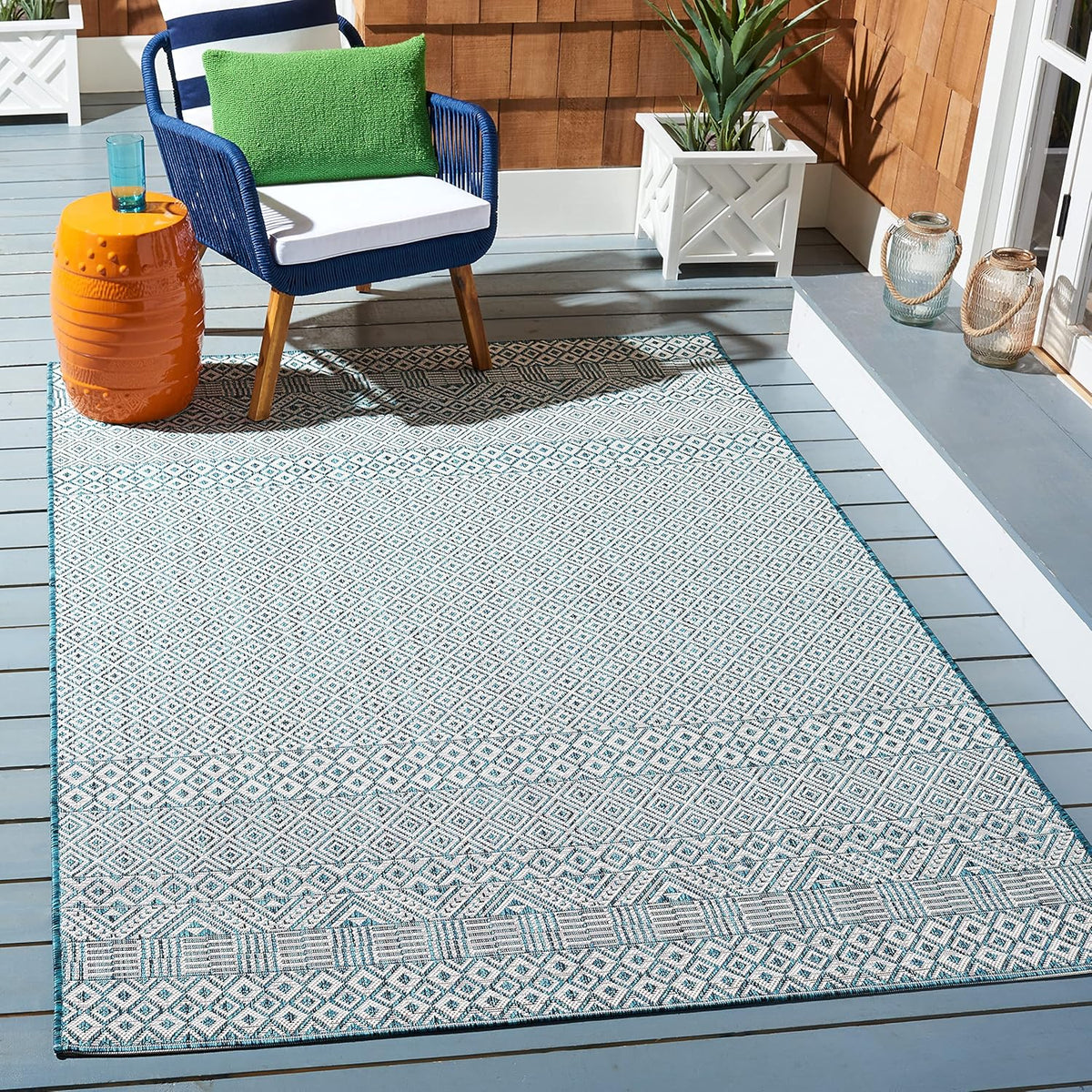 Ivory Green Round Indoor Outdoor Area Rug G98285