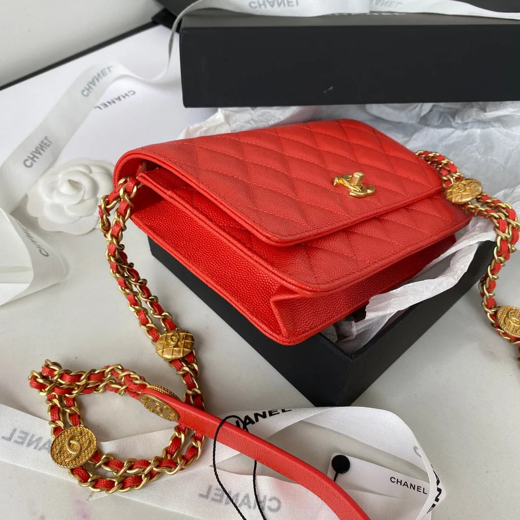 Small Flap Bag Gold Hardware Red Handbag L846