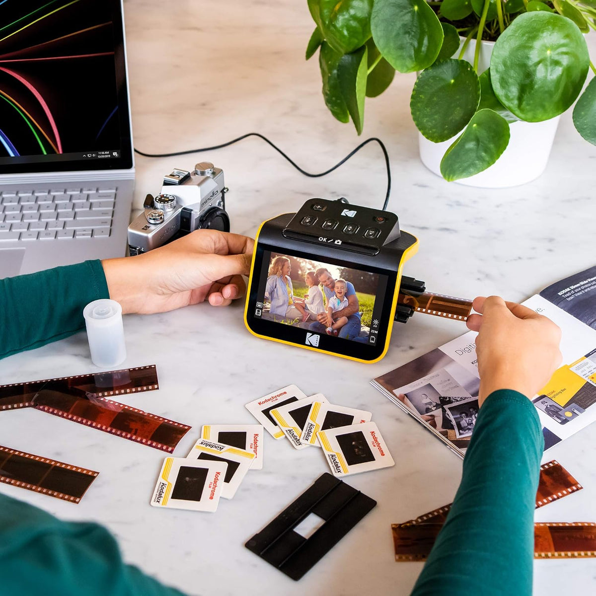 Film and Slide Scanner with 5" LCD Screen, 35mm 126 110 Film Negatives & Slides to 22MP JPEG C7621