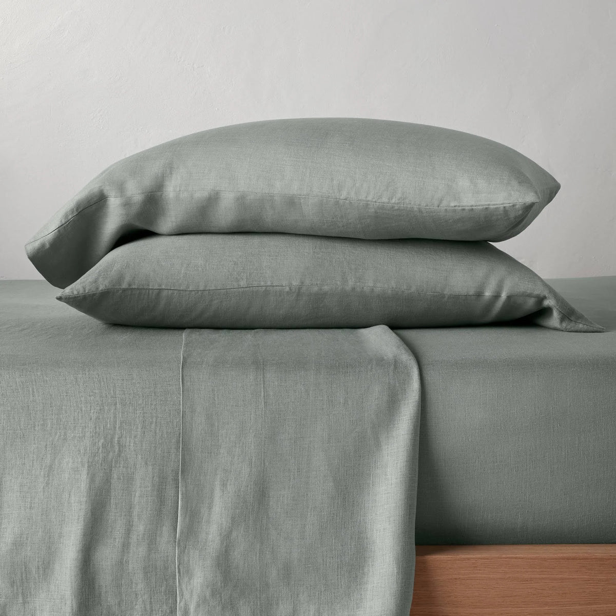 100% Washed Hemp Solid Sheet Set Sage Green M2585
