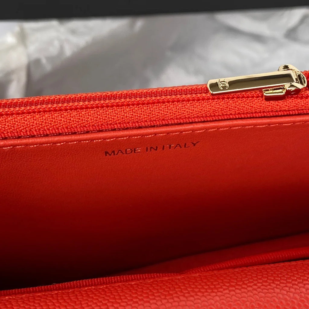 Small Flap Bag Gold Hardware Red Handbag L846