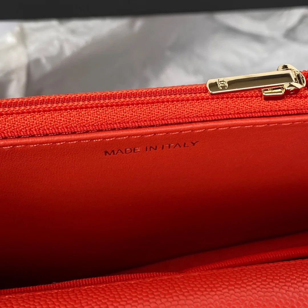 Small Flap Bag Gold Hardware Red Handbag L846